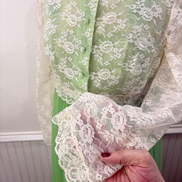 Virginia Wallace Peignoir Set Size S Nightgown & Rob Lace Chiffon Full Sweep - Picture 13 of 16
